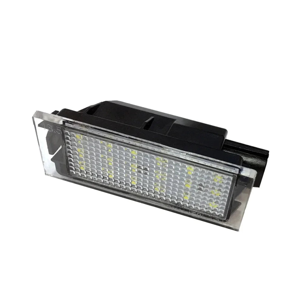 *Éclairage LED Plaque d'Immatriculation pour Renault (Megane 2/3/4, Clio 3/4, Laguna 2/3, Espace 4/5, Twingo, Master, Vel Satis) - 18 LED Blanc 6500K - 12V 3W - Lot de 1 ou 2 pièces