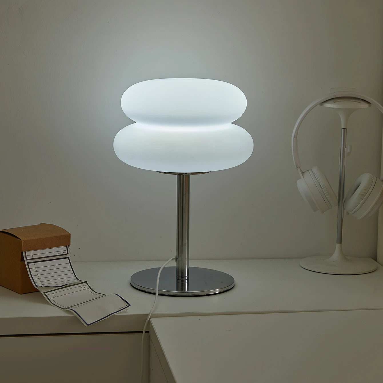 *Lampe de Chevet Rétro Fonctionne via port USB - Lampe de Table Tactile à Intensité Variable à 9 Niveaux - Éclairage LED- Dispo en 3 coloris