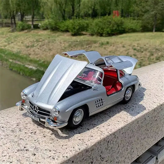 Véhicule Mercedes Benz 300SL, collection (échelle 1/32) classiques métal avec son et lumière..