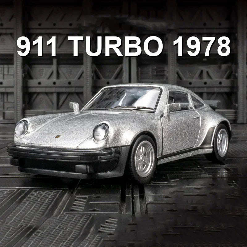 Véhicule Porsche 911 de 1978  (échelle 1/36) de collection en métal moulé avec décoration........